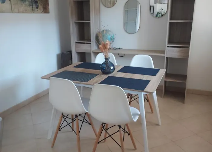 Grand T2 Ensoleillé - Proche Gare * Hyères